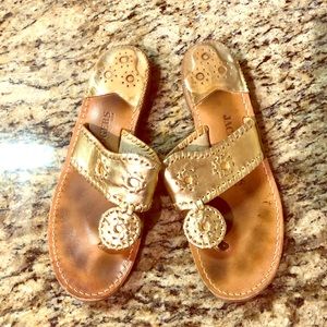 JACK ROGERS Hamptons sz 8 M Gold THONG SANDALS
